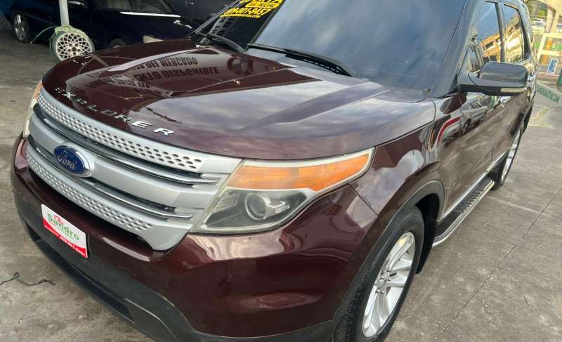 FORD EXPLORER XLT