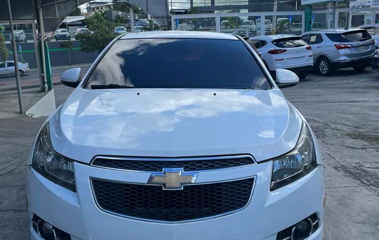 CHEVROLET CRUZE LT